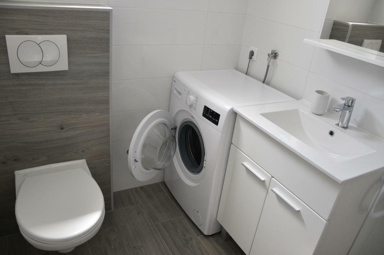 Apartments Mino Ražanac Zewnętrze zdjęcie